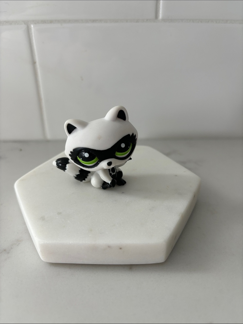 Littlest Pet Shop #2251 Raccoon